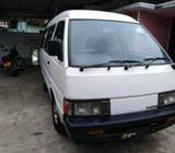 Nissan Vanette 1989